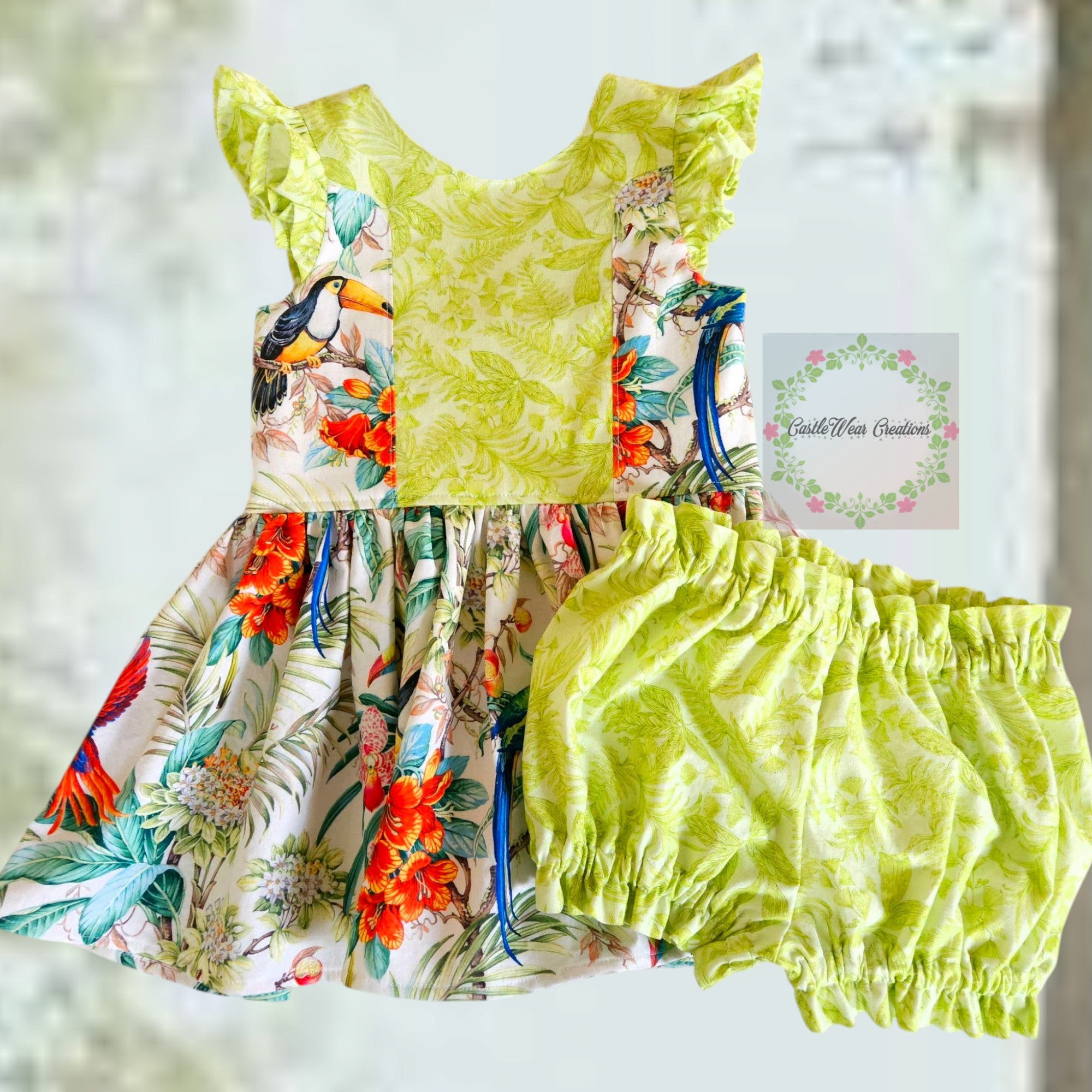 Colorful Rainforest Set